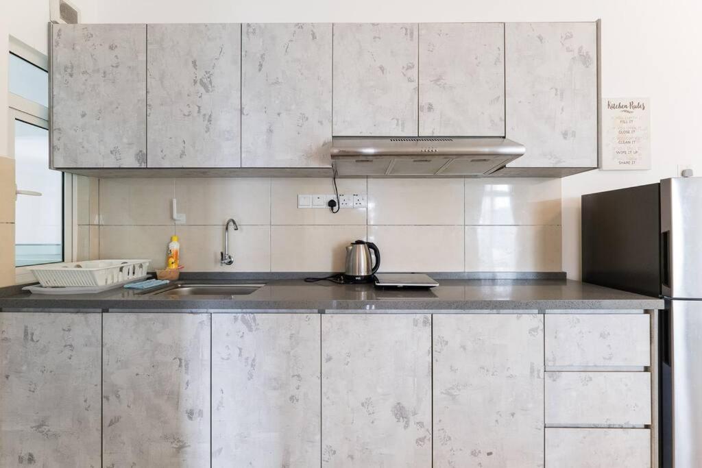 Tr Lovely 3 Bedroom Unit 6pax Next To Titiwangsa Lrt Apartment Kuala Lumpur