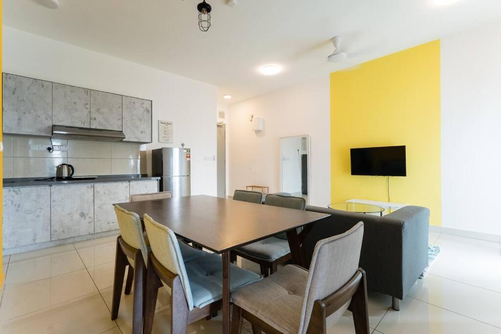 Apartment Tr Lovely 3 Bedroom Unit 6pax Next To Titiwangsa Lrt