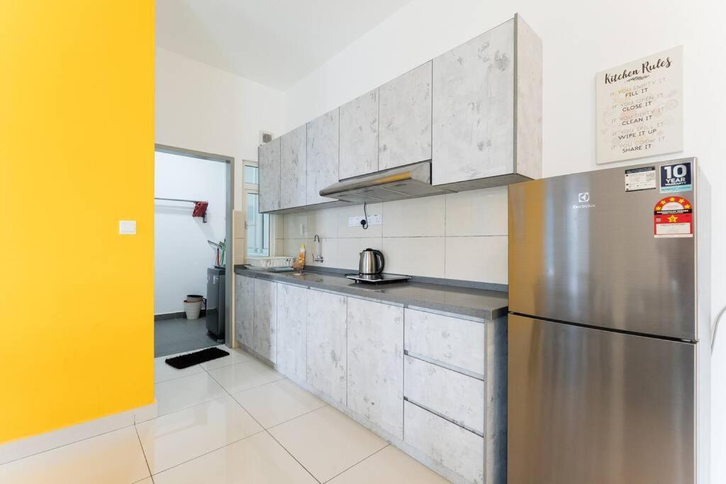 Tr Lovely 3 Bedroom Unit 6pax Next To Titiwangsa Lrt Apartment Kuala Lumpur